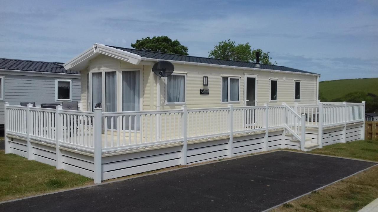 Porth Retreat At Newquay Bay Resort Bagian luar foto