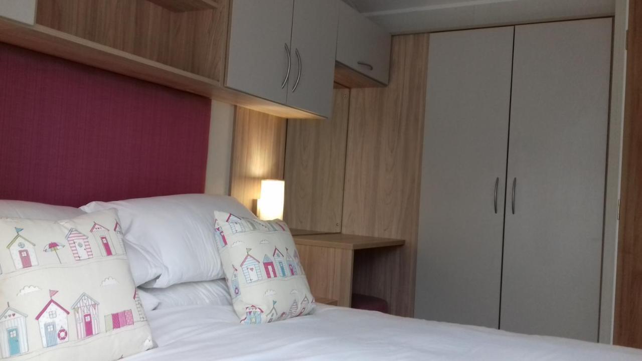 Porth Retreat At Newquay Bay Resort Bagian luar foto