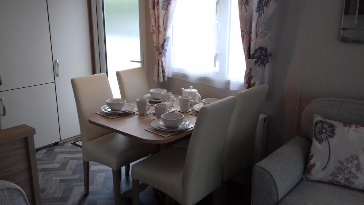 Porth Retreat At Newquay Bay Resort Bagian luar foto